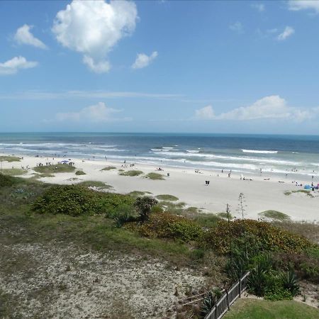 Boardwalk 201- Direct Oceanfront Condo! شاطئ كوكوا المظهر الخارجي الصورة