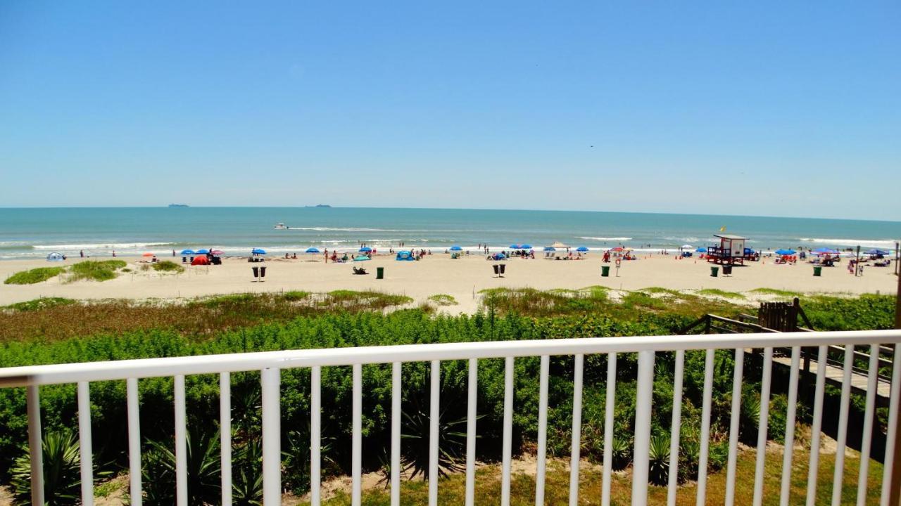 Boardwalk 201- Direct Oceanfront Condo! شاطئ كوكوا المظهر الخارجي الصورة