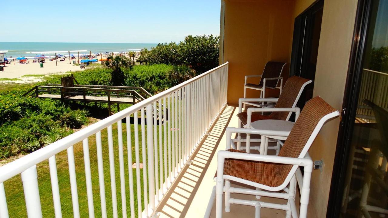 Boardwalk 201- Direct Oceanfront Condo! شاطئ كوكوا المظهر الخارجي الصورة